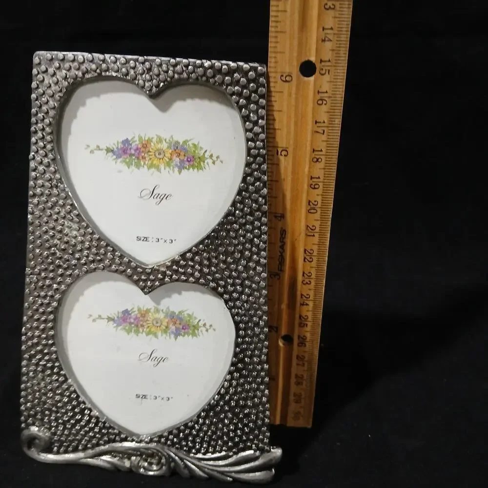 Double picture frame vintage Hearts Dots Metal Grandma Core Hearts And Bow 3x3